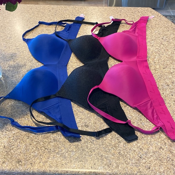 🔥Flash Sale🔥 3 Pink Victoria’s Secret Bras 36D Pink Blue and Black - Picture 4 of 17